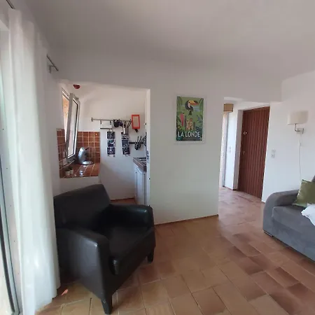 -studio T1 - Sur La Colline * La Londe-les-Maures